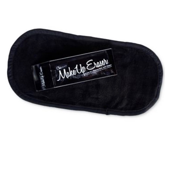 THE ORIGINAL MAKE-UP ERASER Black Microfiber Wash Cloth Reusable - Picture 5 of 7